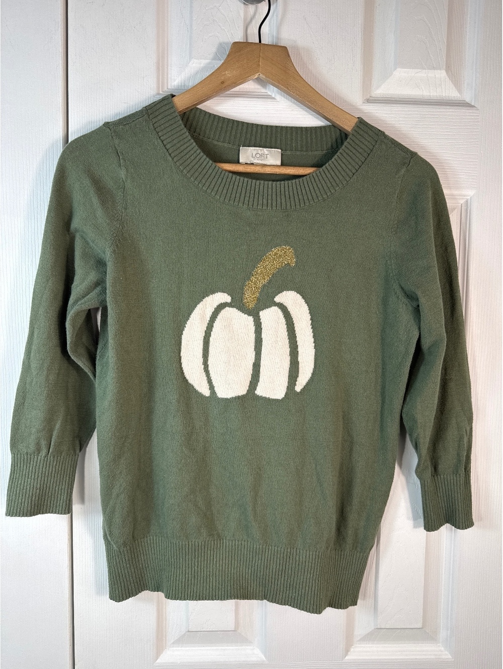 LOFT Outlet Green Cotton Sweater with Pumpkin Design, Size Small